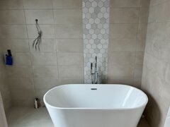 Meserias constructii Tamplar Instalator amenajari interioare montaj mobila